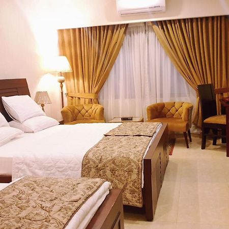 Hotel Grand Arena Rawalpindi Dış mekan fotoğraf