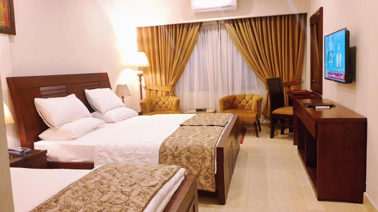 Hotel Grand Arena Rawalpindi Dış mekan fotoğraf