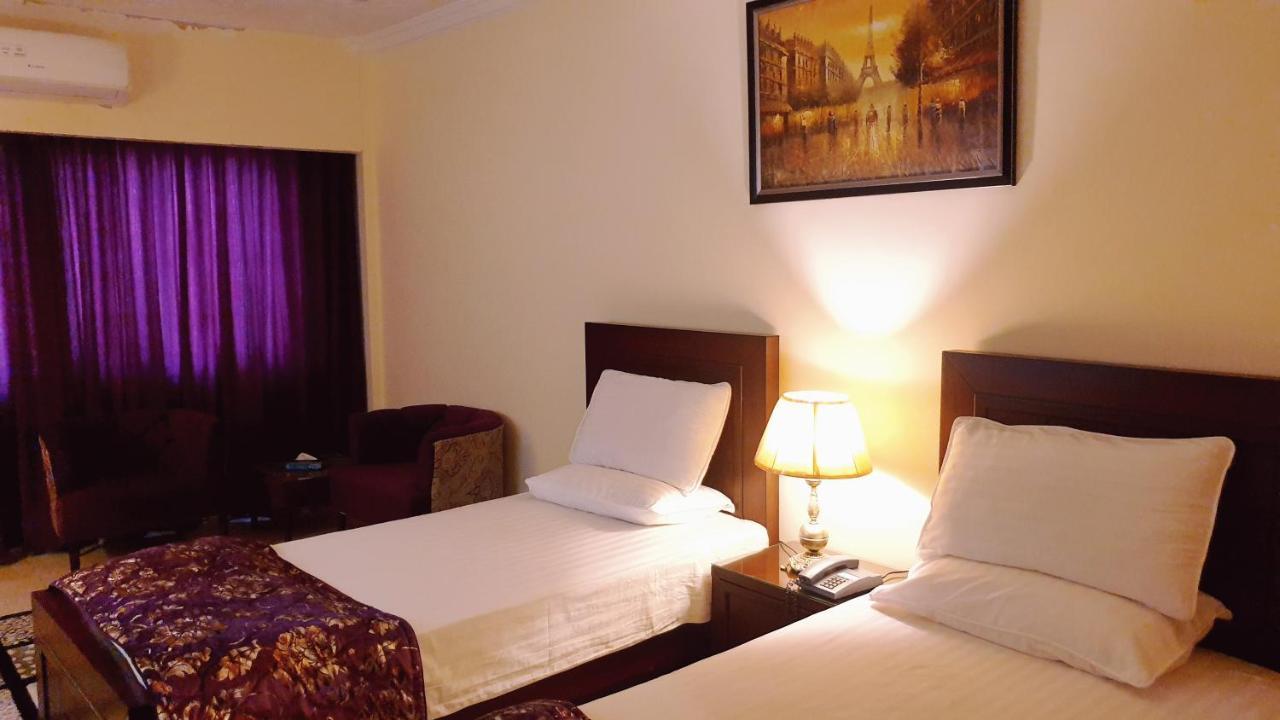 Hotel Grand Arena Rawalpindi Dış mekan fotoğraf