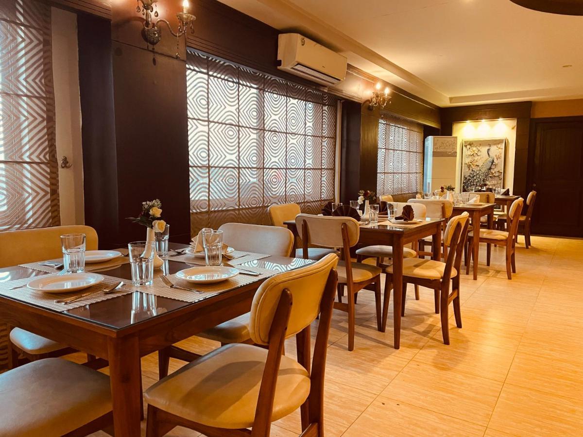 Hotel Grand Arena Rawalpindi Dış mekan fotoğraf