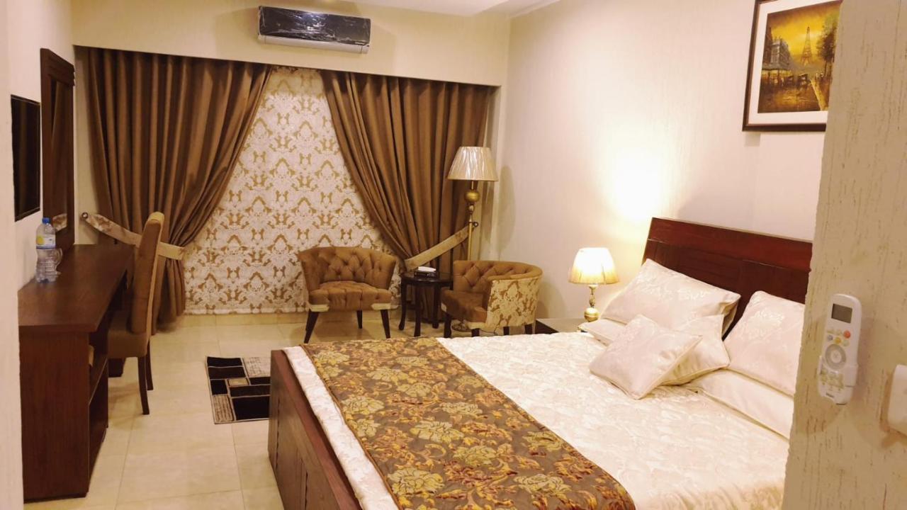 Hotel Grand Arena Rawalpindi Dış mekan fotoğraf