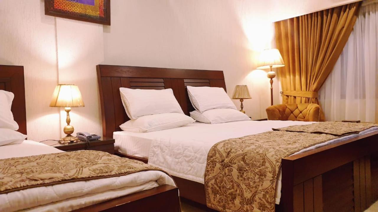 Hotel Grand Arena Rawalpindi Dış mekan fotoğraf