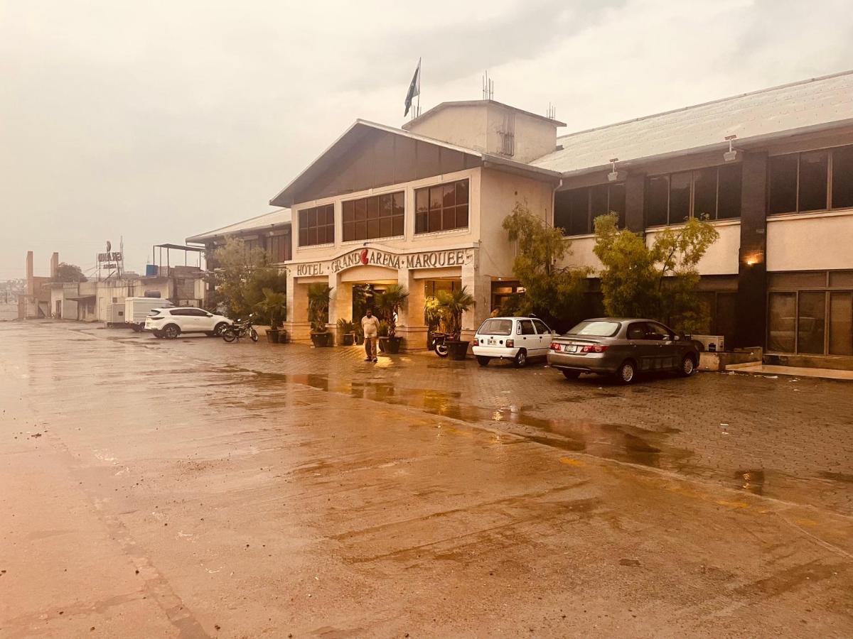 Hotel Grand Arena Rawalpindi Dış mekan fotoğraf